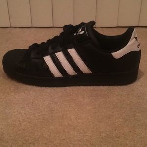 Adidas Superstar- Black/White
